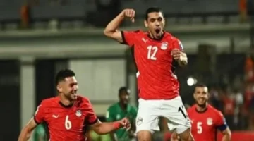 تبديل إجباري للفراعنة: خروج محمد حمدي ودخول فتوح أمام زيمبابوي